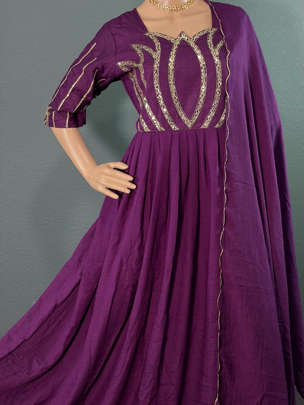 Brand new purple ANARKALI gown with Dhuppata,Bust - M upto L